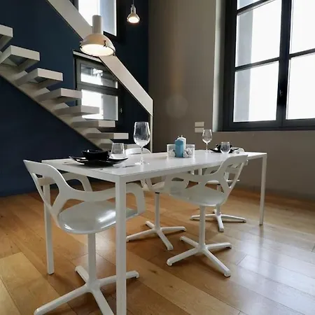 Casa Hollywood Centro, Mole Antonelliana * تورينو